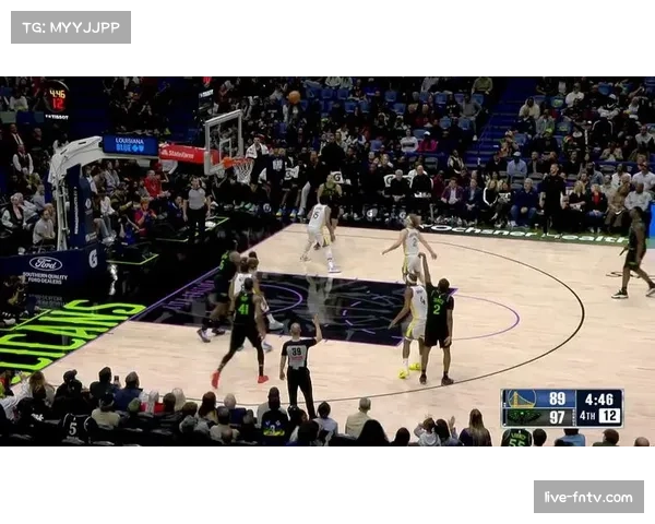 NBA常规赛：勇士109-106战胜篮网，佩顿二世扣篮精彩瞬间